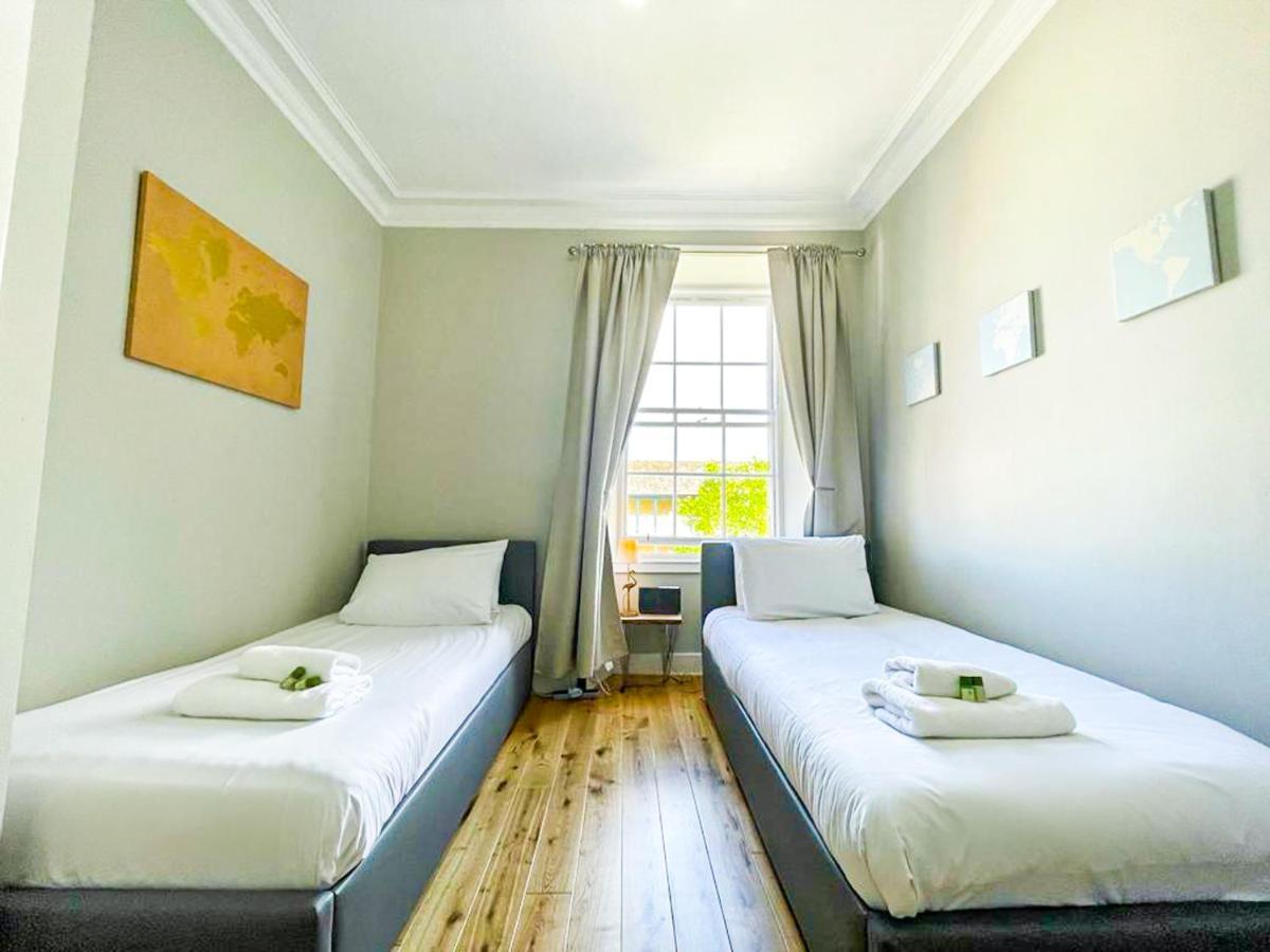 Апартаменты Charming 3 Bed In Old Town