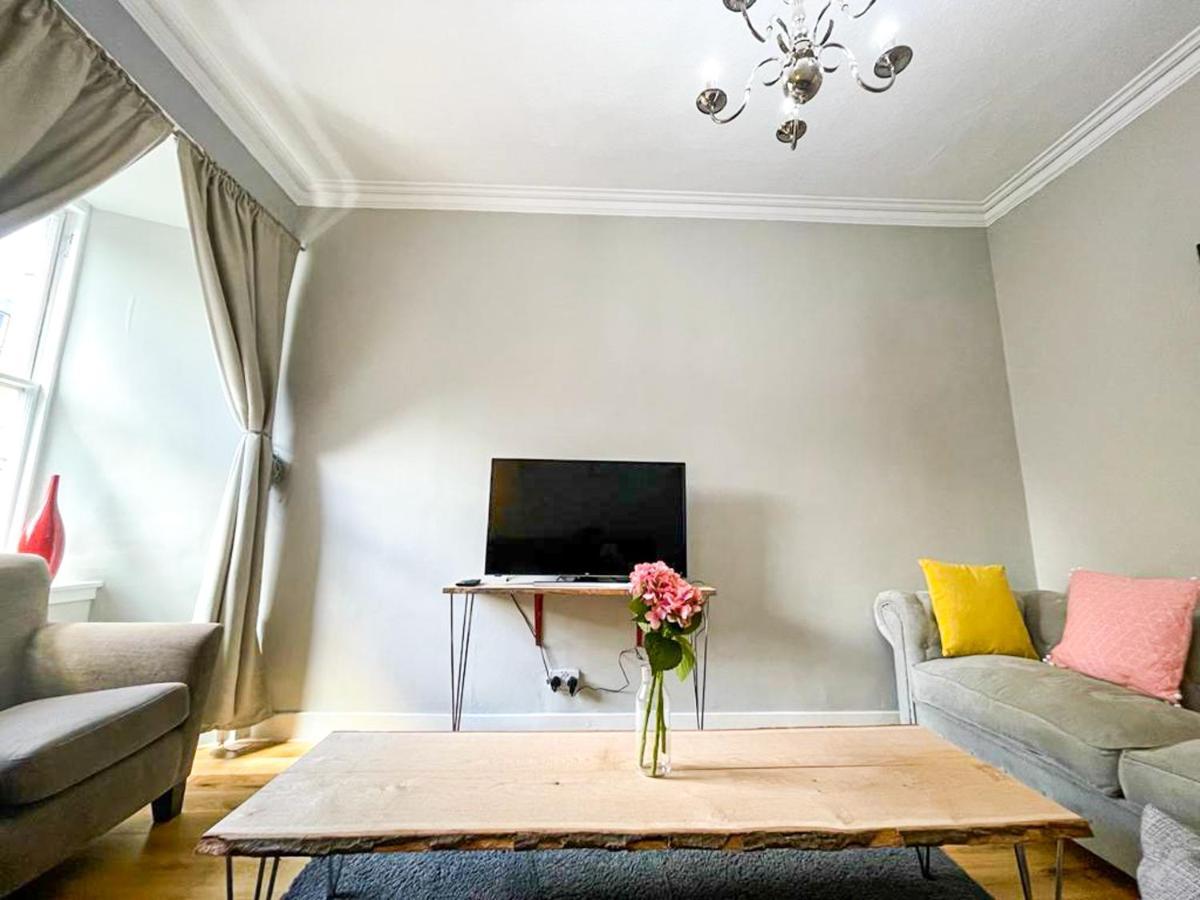 Charming 3 Bed In Old Town Апартаменты Эдинбург