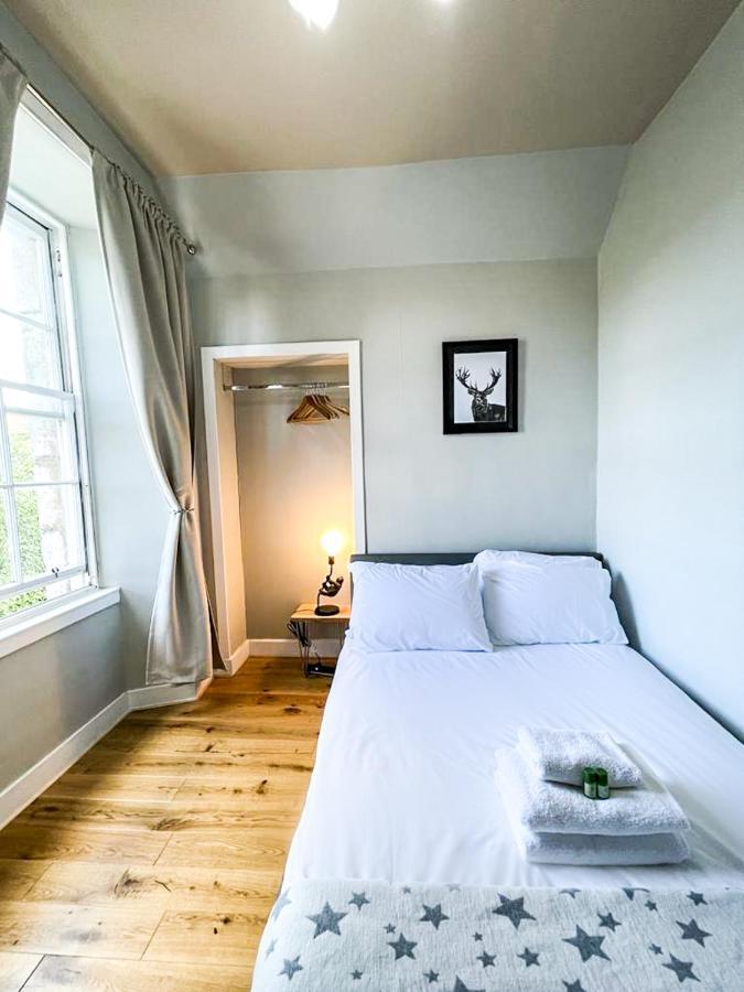 Charming 3 Bed In Old Town Apartamento Edimburgo